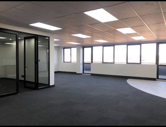 166M² OFFICE TO LET IN ROSEBANK
